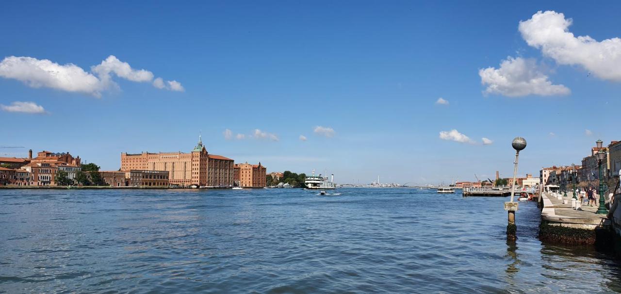 Ca Sant'Angelo Apartment Venice Exterior photo